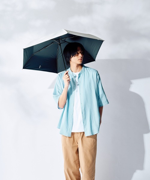 FLO(A)TUS(フロータス)の「遮光率100% UV 晴雨兼用折りたたみ日傘 超撥水 フロータス ”54cm"(折りたたみ傘・レディース・ベージュ/ホワイト/ライトグレー/ブラック・FREE)」の6枚目の写真