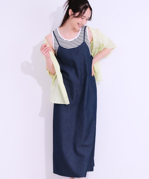 SHOO・LA・RUE(シューラルー)の「【S-LL】女性らしさ漂う ライトデニム Aラインキャミワンピース(ワンピース・レディース・ネイビー/ライトブルー/ブラック・04/03/02/01)」の3枚目の写真