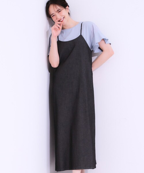 SHOO・LA・RUE(シューラルー)の「【S-LL】女性らしさ漂う ライトデニム Aラインキャミワンピース(ワンピース・レディース・ネイビー/ライトブルー/ブラック・04/03/02/01)」の2枚目の写真