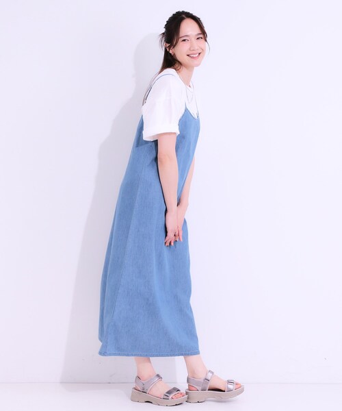 SHOO・LA・RUE(シューラルー)の「【S-LL】女性らしさ漂う ライトデニム Aラインキャミワンピース(ワンピース・レディース・ネイビー/ライトブルー/ブラック・04/03/02/01)」の11枚目の写真