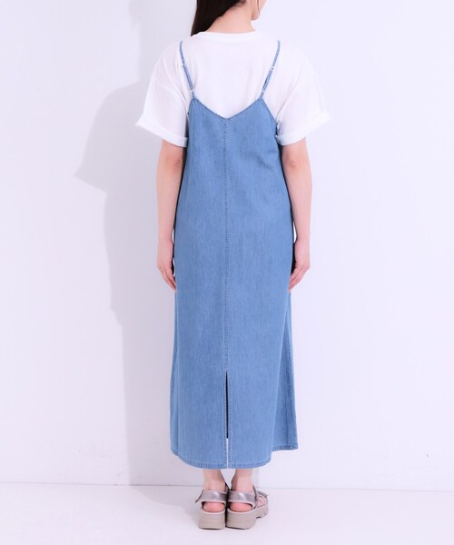 SHOO・LA・RUE(シューラルー)の「【S-LL】女性らしさ漂う ライトデニム Aラインキャミワンピース(ワンピース・レディース・ネイビー/ライトブルー/ブラック・04/03/02/01)」の9枚目の写真