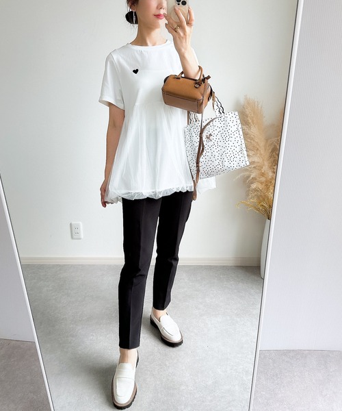 &. NOSTALGIA(アンドドットノスタルジア)の「【ZOZO限定】チュールバルーンハート刺繍Tシャツ(Tシャツ/カットソー・レディース・ブラック/ホワイト・M)」の5枚目の写真