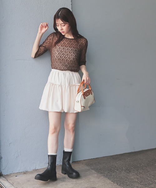 Honeys(ハニーズ)の「総レーストップス(Tシャツ/カットソー・レディース・アイボリー/サックスブルー/ブラック/ブラウン・L/M/S)」の11枚目の写真