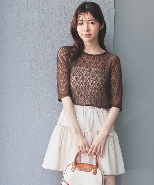 Honeys(ハニーズ)の「総レーストップス(Tシャツ/カットソー・レディース・アイボリー/サックスブルー/ブラック/ブラウン・L/M/S)」の12枚目の写真