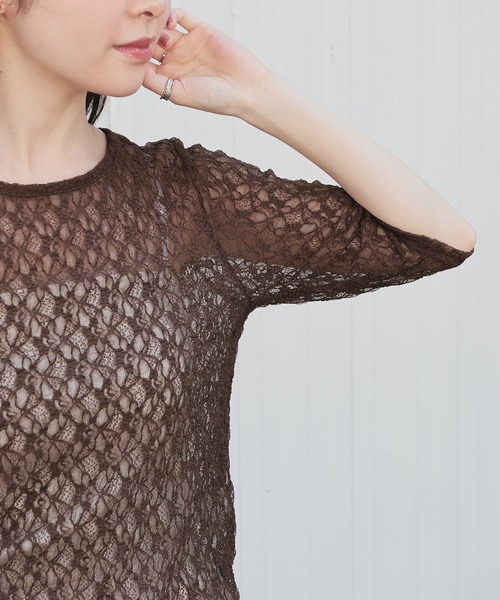 Honeys(ハニーズ)の「総レーストップス(Tシャツ/カットソー・レディース・アイボリー/サックスブルー/ブラック/ブラウン・L/M/S)」の18枚目の写真
