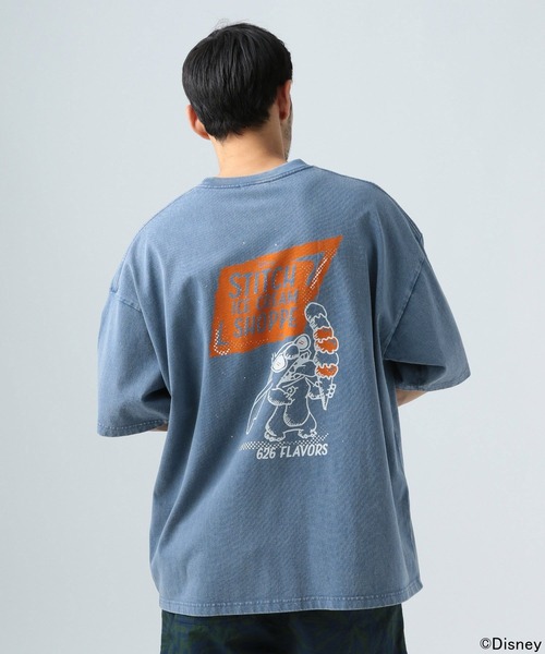 Disney(ディズニー)の「Disney/スティッチデザインTシャツ(Tシャツ/カットソー・メンズ・オフホワイト/ブルー/チャコール/イエロー・MEDIUM/LARGE)」の3枚目の写真