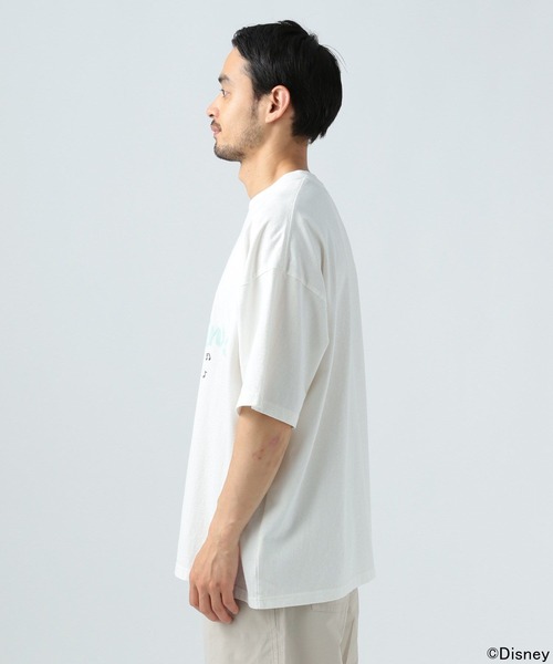 Disney(ディズニー)の「Disney/スティッチデザインTシャツ(Tシャツ/カットソー・メンズ・オフホワイト/ブルー/チャコール/イエロー・MEDIUM/LARGE)」の17枚目の写真
