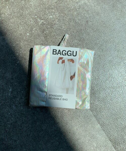 DouDou(ドゥドゥ)の「25HO STANDARD BAGGU メタリック(ショルダーバッグ・レディース・ホワイト/ピンク/シルバー/ゴールド・FREE)」の8枚目の写真