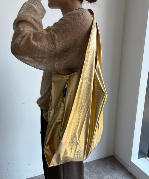 DouDou(ドゥドゥ)の「25HO STANDARD BAGGU メタリック(ショルダーバッグ・レディース・ホワイト/ピンク/シルバー/ゴールド・FREE)」の19枚目の写真