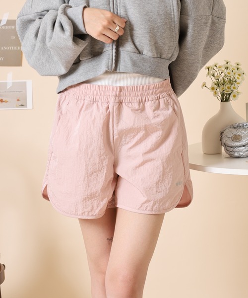NERDY(ノルディ)の「ウーブンドルフィンショーツ(その他パンツ・レディース・シルバー/ピンク/ホワイト・S/SS/M)」の3枚目の写真