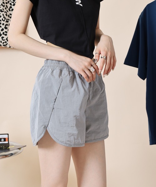NERDY(ノルディ)の「ウーブンドルフィンショーツ(その他パンツ・レディース・シルバー/ピンク/ホワイト・S/SS/M)」の12枚目の写真