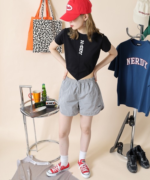 NERDY(ノルディ)の「ウーブンドルフィンショーツ(その他パンツ・レディース・シルバー/ピンク/ホワイト・S/SS/M)」の13枚目の写真