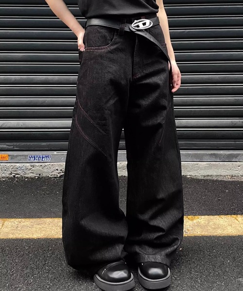 WESTBOY(ウエストボーイ)の「ルーズバギー ワイドブラックデニムパンツ WO25S12PT01【WB ORIGINALS】(デニムパンツ・メンズ・ブラック・M/L/XL)」の8枚目の写真