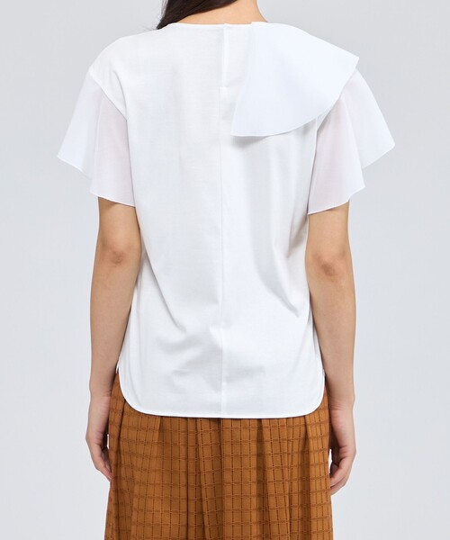 EPOCA(エポカ)の「シアーラッフルジャージー デザインカットソー(Tシャツ/カットソー・レディース・ブラック/グレー系その他/オフホワイト・40)」の8枚目の写真