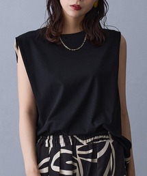 バック柄プリントスリーブレスTシャツ