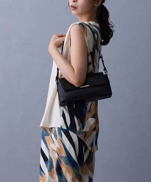 NICOLE white（ニコルホワイト）の「バック柄プリントスリーブレスTシャツ（Tシャツ/カットソー・レディース・ブラウン/ブラック/オフホワイト・FREE）」の12枚目の写真