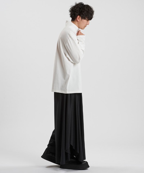 NO ID.（ノーアイディ）の「mlt5344-ﾊｰﾌZIP-BIG-PO プルオーバー（Tシャツ/カットソー・メンズ・ホワイト/グレー/ブラック・2/1）」の17枚目の写真