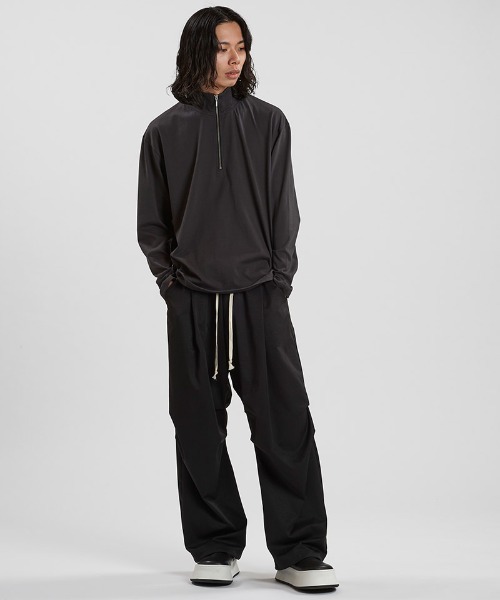 NO ID.（ノーアイディ）の「mlt5344-ﾊｰﾌZIP-BIG-PO プルオーバー（Tシャツ/カットソー・メンズ・ホワイト/グレー/ブラック・2/1）」の9枚目の写真