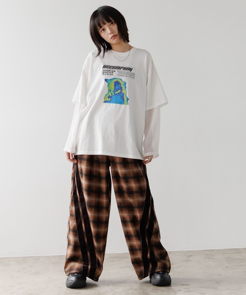 PBLIM(ページボーイリム)の「《UNISEX》シアーレイヤードキャットロンT(Tシャツ/カットソー・レディース・オフホワイト/チャコールグレー・FREE)」の6枚目の写真