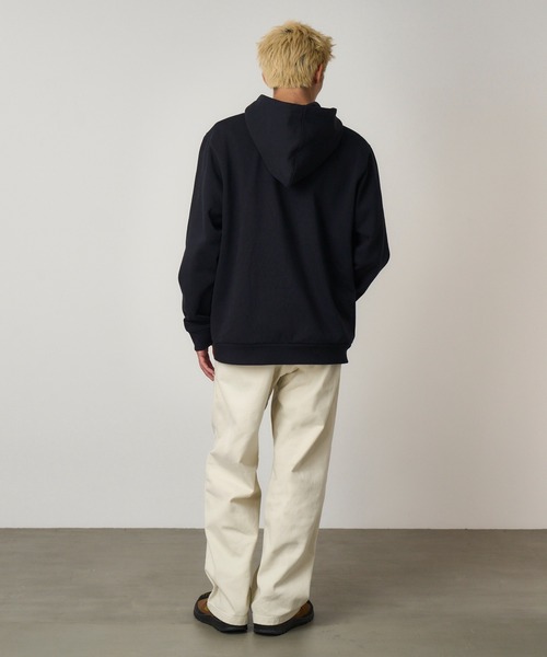 Gramicci（グラミチ）の「CAMCORDER HOODED SWEATSHIRT｜カムコーダーフーデッドスウェットシャツ（パーカー・メンズ・ヘザーグレー/ダークブラウン系/ダークネイビー・L/XXL/M/XL/S）」の7枚目の写真