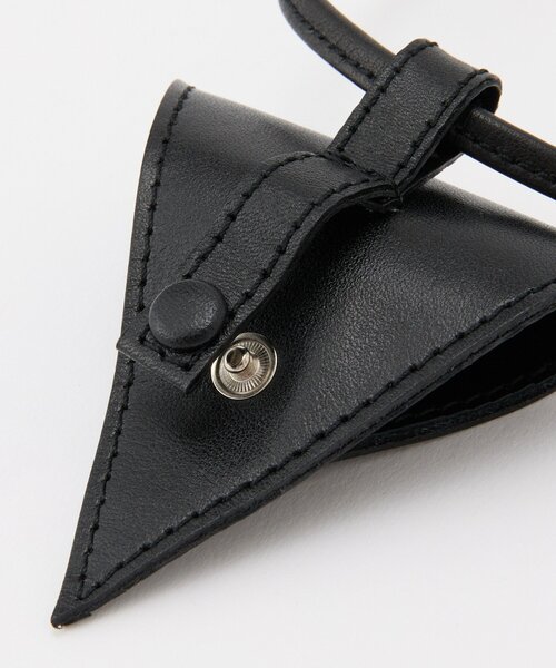 russet(ラシット)の「レザーメガネホルダー(チャーム・レディース・アイボリー/ブラック/ベージュ/ブルー系その他・FREE)」の9枚目の写真