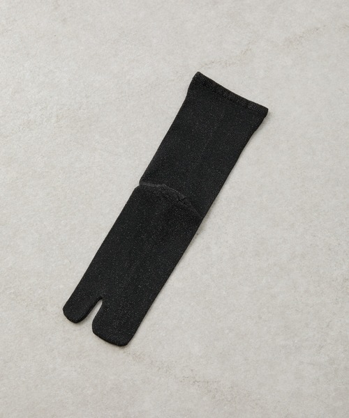 COLONY 2139(コロニートゥーワンスリーナイン)の「ラメ足袋ソックス(ソックス/靴下・レディース・ライトグレー/ブラック・23-25)」の7枚目の写真