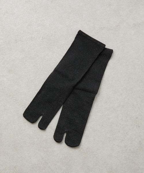 COLONY 2139(コロニートゥーワンスリーナイン)の「ラメ足袋ソックス(ソックス/靴下・レディース・ライトグレー/ブラック・23-25)」の4枚目の写真