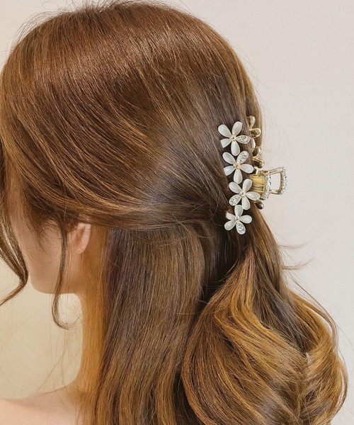ハンドメイドヘアクリップ  fuku fuku様 miu MIU ミュウミュウ ヘアアクセサリー クリップ アクセ