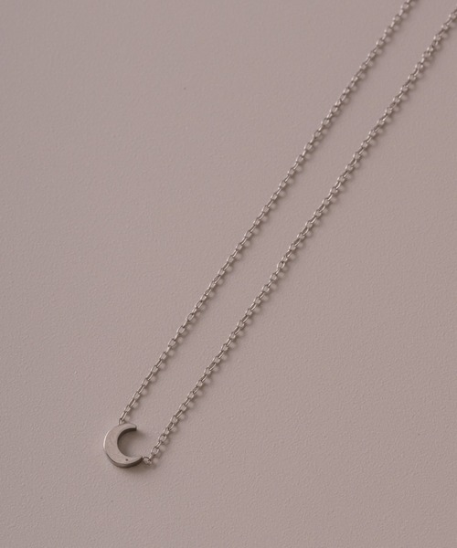 muku（ムク）の「NC/MINI MOON（ネックレス・レディース・シルバー/ゴールド・39/45）」の20枚目の写真