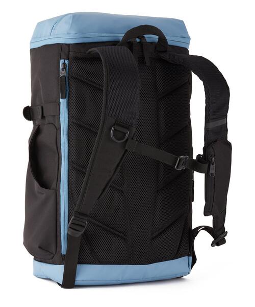 UNDER ARMOUR(アンダーアーマー)の「UAターポリン バックパック2.0 40リットル(トレーニング/メンズ/レディース)(バックパック/リュック・レディース・ダークネイビー・ONESIZE)」の2枚目の写真