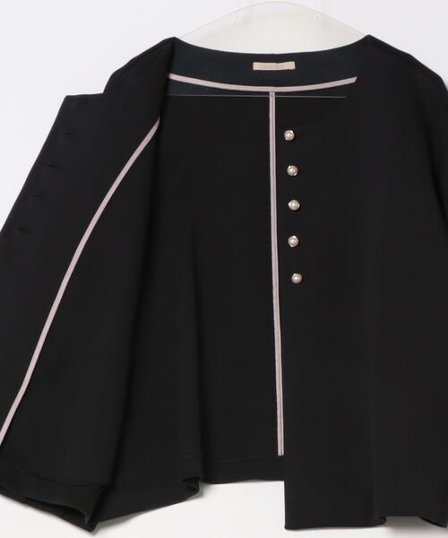 Rose Tiara(ローズティアラ)の「ダンボールニットタック袖ジャケット(ノーカラージャケット・レディース・ブラック/ベージュ・42/38/46)」の22枚目の写真