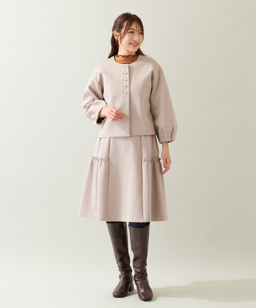 Rose Tiara(ローズティアラ)の「ダンボールニットタック袖ジャケット(ノーカラージャケット・レディース・ブラック/ベージュ・42/38/46)」の6枚目の写真