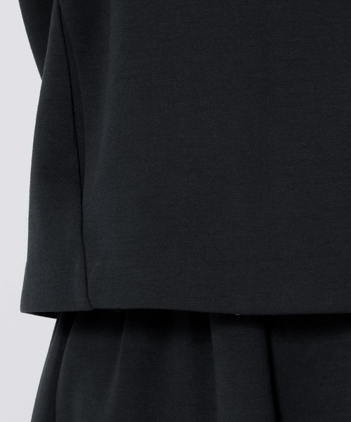 Rose Tiara(ローズティアラ)の「ダンボールニットタック袖ジャケット(ノーカラージャケット・レディース・ブラック/ベージュ・42/38/46)」の19枚目の写真
