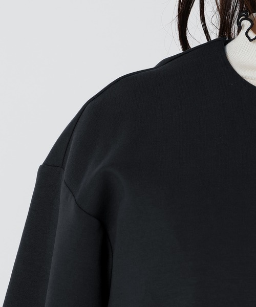 Rose Tiara(ローズティアラ)の「ダンボールニットタック袖ジャケット(ノーカラージャケット・レディース・ブラック/ベージュ・42/38/46)」の16枚目の写真
