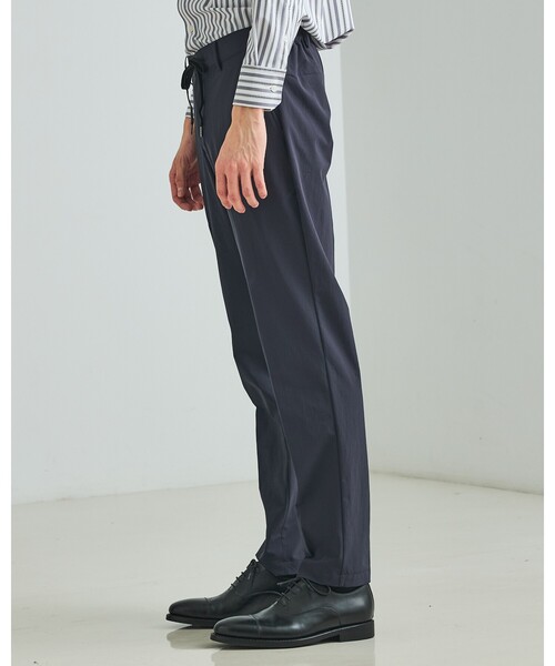 DESIGNWORKS（デザインワークス）の「【PERTEX(R) EQUILIBRIUM】テックトラウザーズ / 透湿性 / 撥水性 / セットアップ対応（スラックス・メンズ・ネイビー/チャコールグレー・48/52/44/46/50）」の4枚目の写真