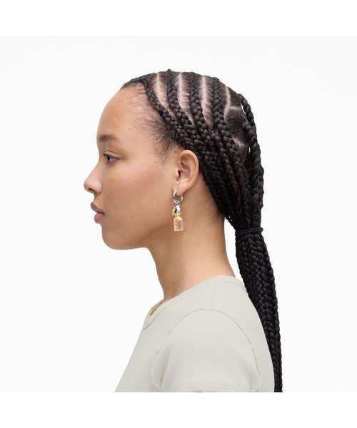 MARC JACOBS(マークジェイコブス)の「MINI ICON PERFECT EARRINGS/ミニ アイコン パーフェクト ピアス(ピアス(両耳用)・レディース・ピンク系その他・ONE SIZE)」の2枚目の写真