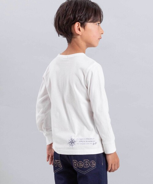 BeBe（ベベ）の「【抗菌・防臭】MAP＆FLAG袖リブ天竺長袖Tシャツ（Tシャツ/カットソー・キッズ・オフホワイト/ネイビー・150cm/130cm/140cm/120cm）」の16枚目の写真