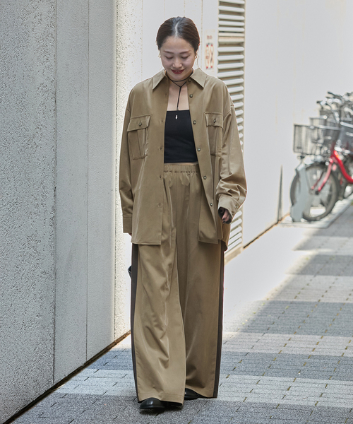 JOURNAL STANDARD（ジャーナルスタンダード）の「Vintage Twill BK Slit シャツ（シャツ/ブラウス・レディース・カーキ/ブラック・FREE）」の21枚目の写真