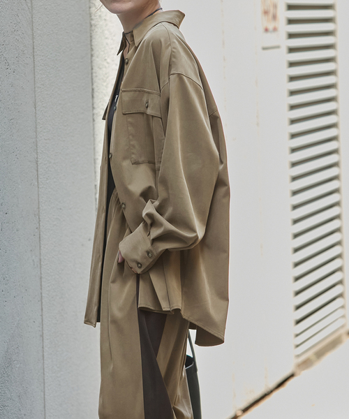 JOURNAL STANDARD（ジャーナルスタンダード）の「Vintage Twill BK Slit シャツ（シャツ/ブラウス・レディース・カーキ/ブラック・FREE）」の5枚目の写真