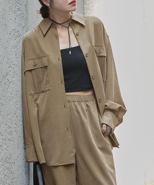 JOURNAL STANDARD（ジャーナルスタンダード）の「Vintage Twill BK Slit シャツ（シャツ/ブラウス・レディース・カーキ/ブラック・FREE）」の6枚目の写真