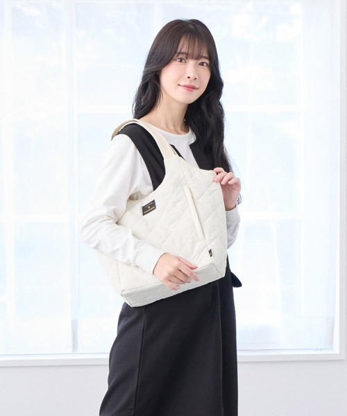 ROOTOTE(ルートート)の「ルートート / LT.ラウンド.パルーティ.キルト-D(トートバッグ・レディース・ブルー/レッド/アイボリー/ブラック・FREE)」の21枚目の写真