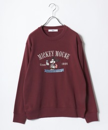 新品タグ付き Disney Moussy スウェット 刺繍 赤 マウジー「ミッキー＆ミニー」の“90年代風”刺繍入りアウターや
