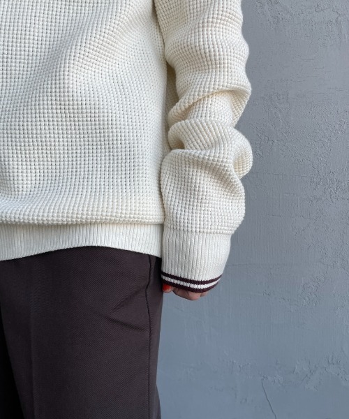 FRED PERRY（フレッドペリー）の「[FRED PERRY/フレッドペリー] ワンポイントロゴ刺繍 ワッフルクルーネック コットンニット（ニット/セーター・レディース・ブラック/キナリ・M/L/S）」の13枚目の写真