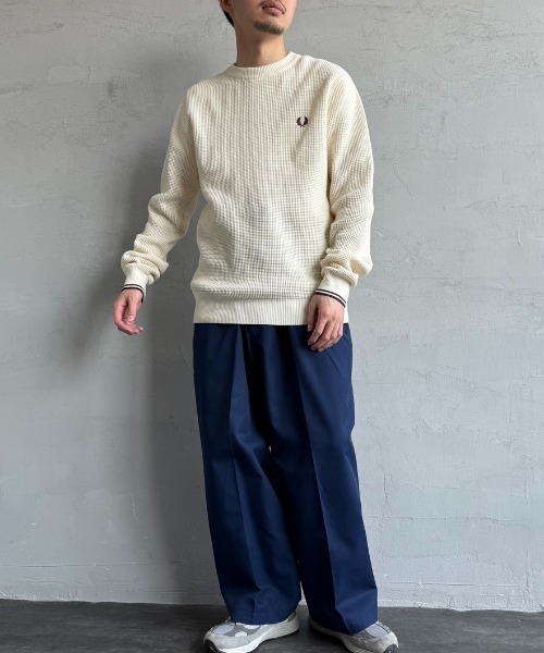 FRED PERRY（フレッドペリー）の「[FRED PERRY/フレッドペリー] ワンポイントロゴ刺繍 ワッフルクルーネック コットンニット（ニット/セーター・レディース・ブラック/キナリ・M/L/S）」の17枚目の写真