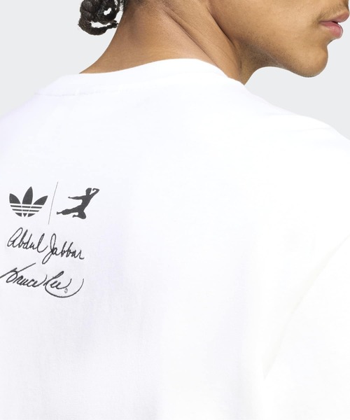 adidas(アディダス)の「ホットショット グラフィック 半袖Tシャツ / アディダスオリジナルス adidas Originals(Tシャツ/カットソー・メンズ・ホワイト・LARGE/MEDIUM/SMALL/X-SMALL/XX-LARGE/3XL/X-LARGE)」の5枚目の写真