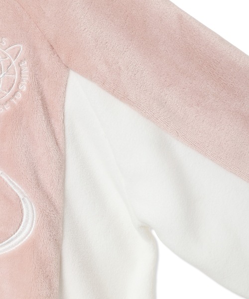 Amourire girl（アムリールガール）の「ラムフリース ゲーミングチュニックプルオーバー（スウェット・キッズ・ピンク/サックスブルー・140cm/160cm/150cm/130cm）」の13枚目の写真