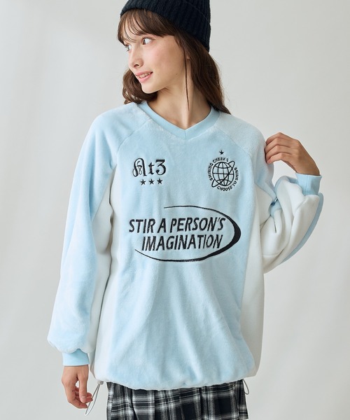 Amourire girl（アムリールガール）の「ラムフリース ゲーミングチュニックプルオーバー（スウェット・キッズ・ピンク/サックスブルー・140cm/160cm/150cm/130cm）」の4枚目の写真