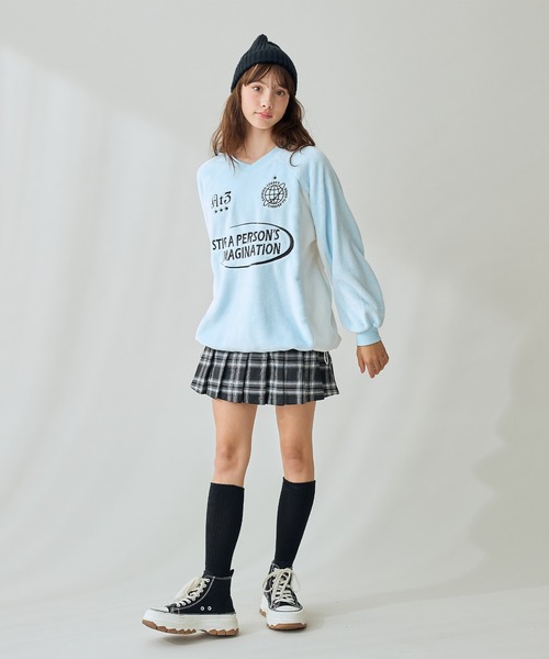 Amourire girl（アムリールガール）の「ラムフリース ゲーミングチュニックプルオーバー（スウェット・キッズ・ピンク/サックスブルー・140cm/160cm/150cm/130cm）」の6枚目の写真