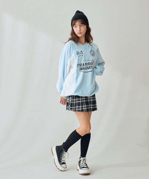 Amourire girl（アムリールガール）の「ラムフリース ゲーミングチュニックプルオーバー（スウェット・キッズ・ピンク/サックスブルー・140cm/160cm/150cm/130cm）」の7枚目の写真