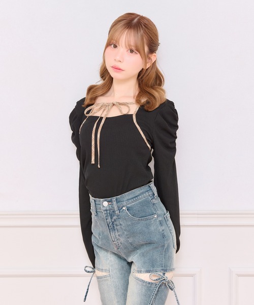 apres jour(アプレジュール)の「フロントリボンパワショルトップス(Tシャツ/カットソー・レディース・ダークブラウン/グレイッシュベージュ/ブラック・フリー/X-LARGE)」の6枚目の写真